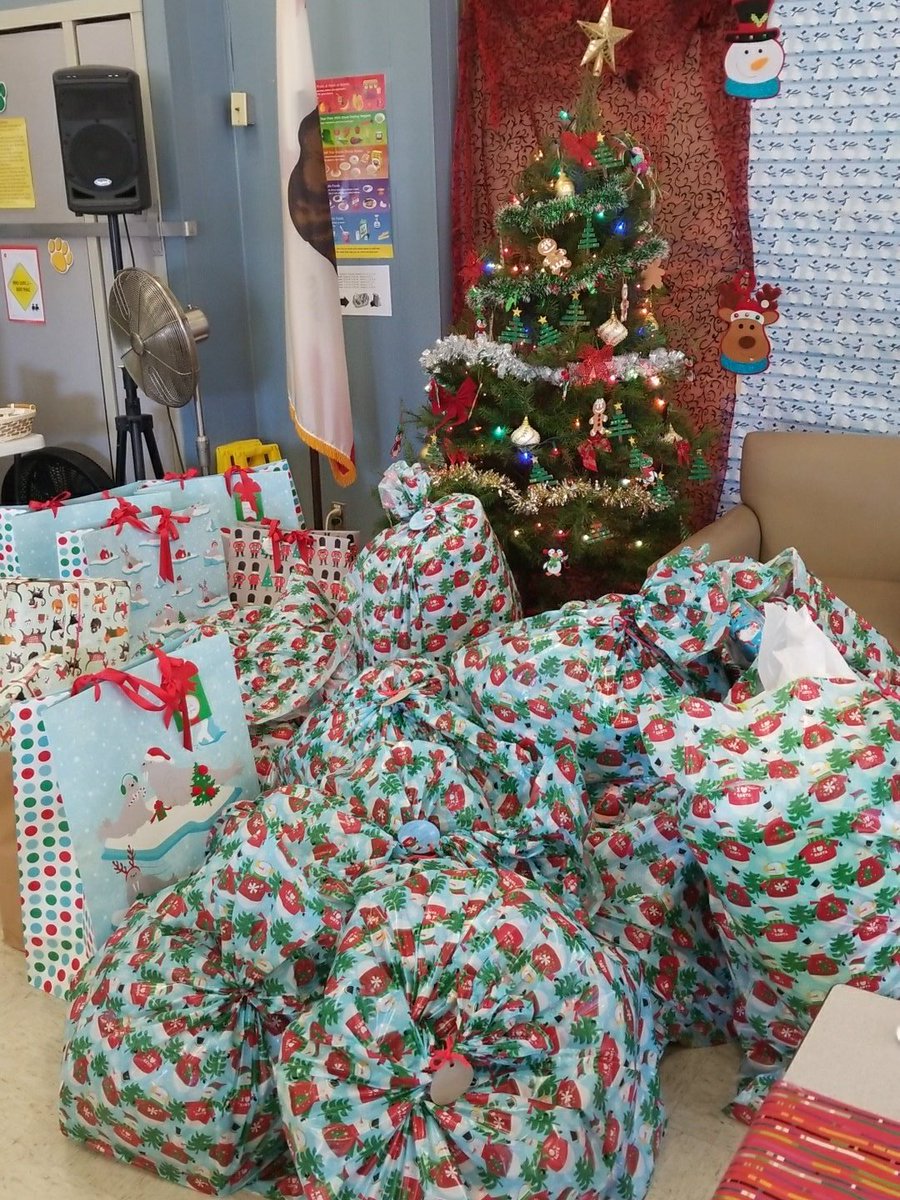 Santa is coming soon #hesdpride