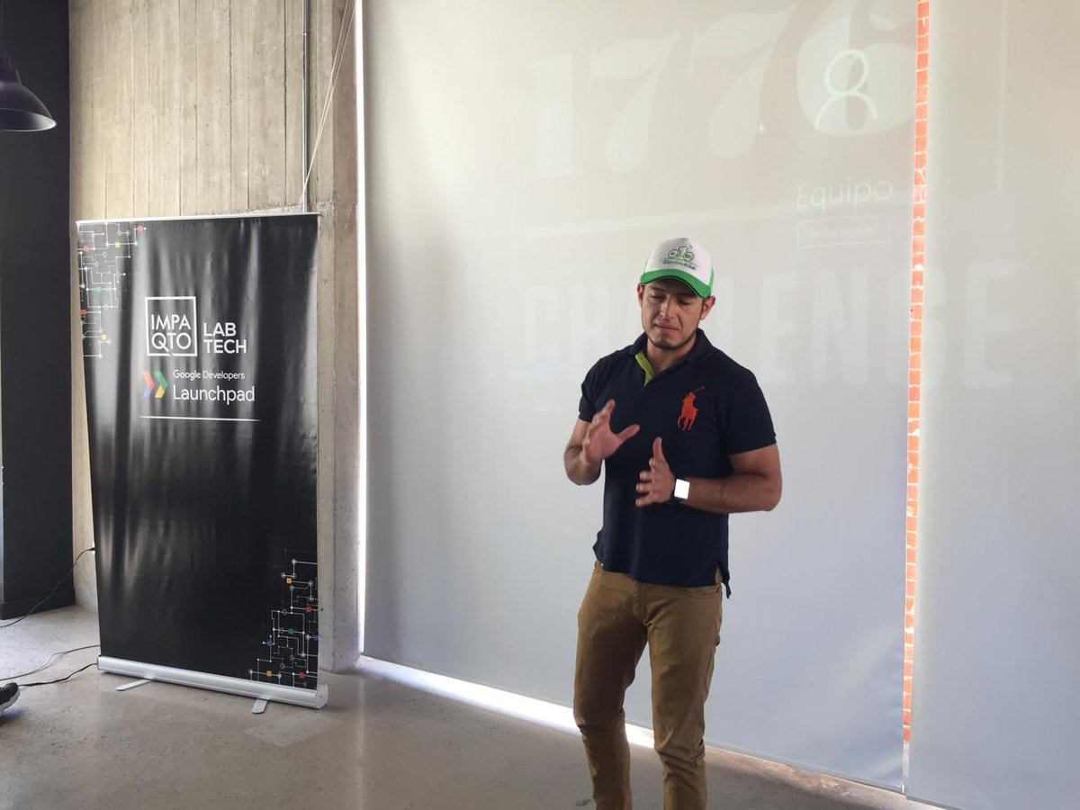 IMPAQTOec's tweet image. Presentando su emprendimiento @elektrobike #Google #Launchpad #IMPAQTOLabTech