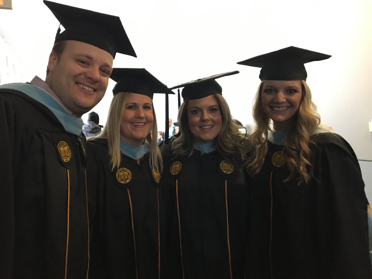 CSLatVCU's tweet photo. Congrats to our Distance Learning students who graduated today. 
@BobbyBroyles Kelly Mastin @michstmanda @15madisonRogers
They put in a lot of hard work to earn their master's degree. #CSLnetwork https://t.co/4l1QfBsuFy