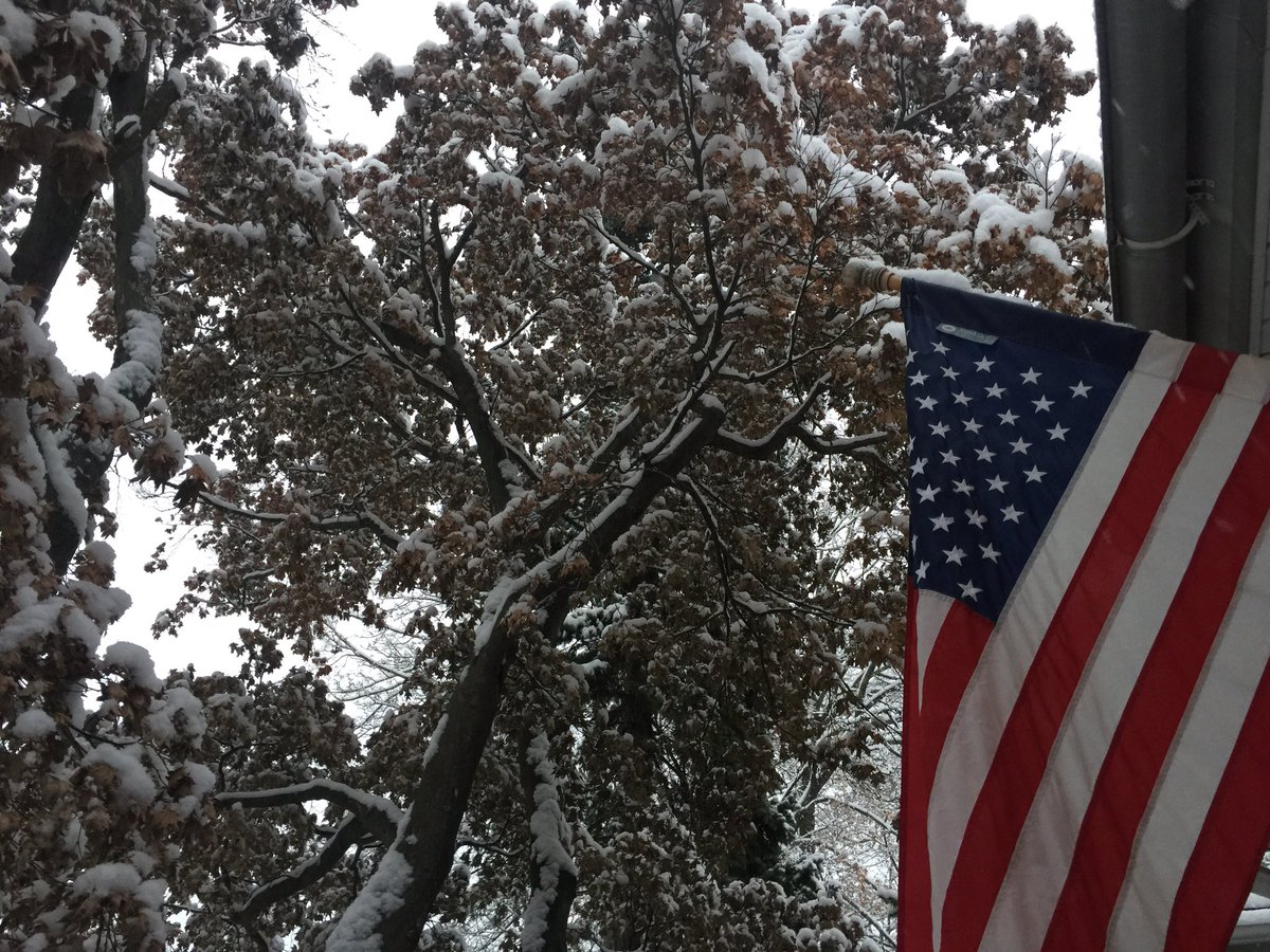 BrenDee85's tweet photo. Official report from my Dad: It's slippery out!😝 He went to church and said it's still falling and starting to lay more.
#DadReport https://t.co/u5X8FNmCe1