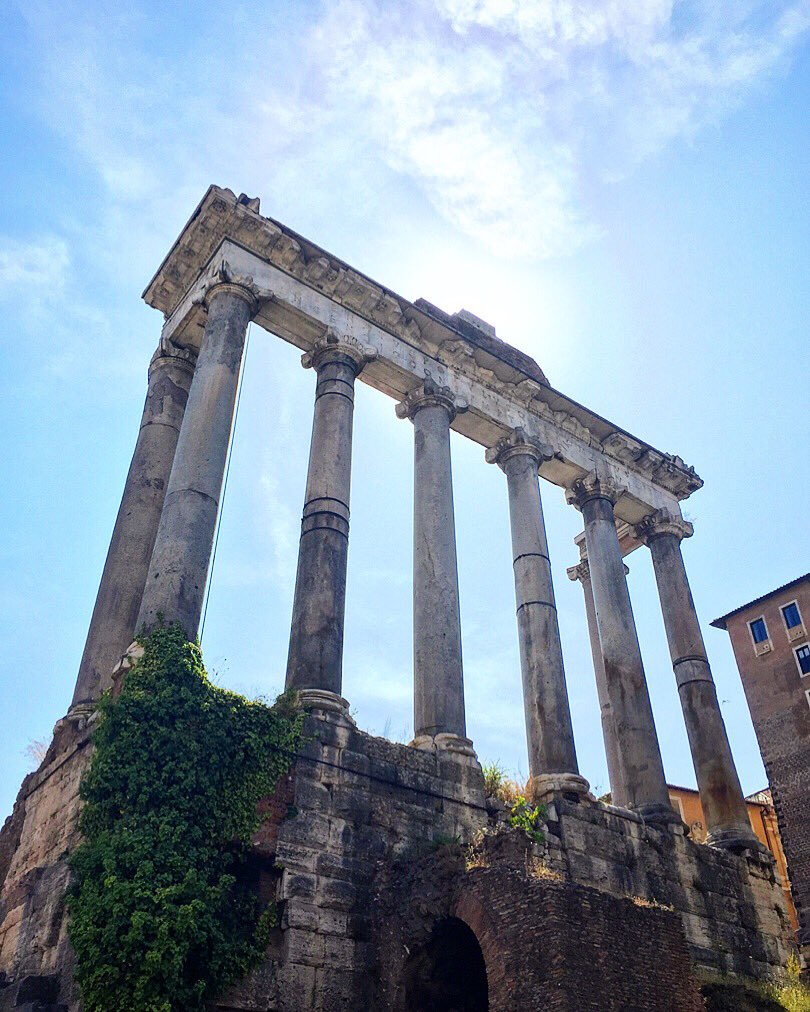 The Temple of Saturn is just so magnificent! Especially when the lighting is so perfect! Wow! 😍
••••••••
Check out my blog: kyndalraynetravels.com
••••••••
#europe #eurotrip #italy #rome #WalkableRome #walking #couple #travel #adventuresofkyndalandalex