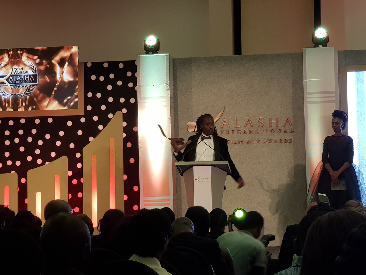 InfoKfcb's tweet photo. @xyzshow bags BEST ANIMATION Award at the @KalashaKenya 2017 @bunitv #Kalasha2017 @EzekielMutua @KoinangeJeff https://t.co/KSDtN2rQsc
