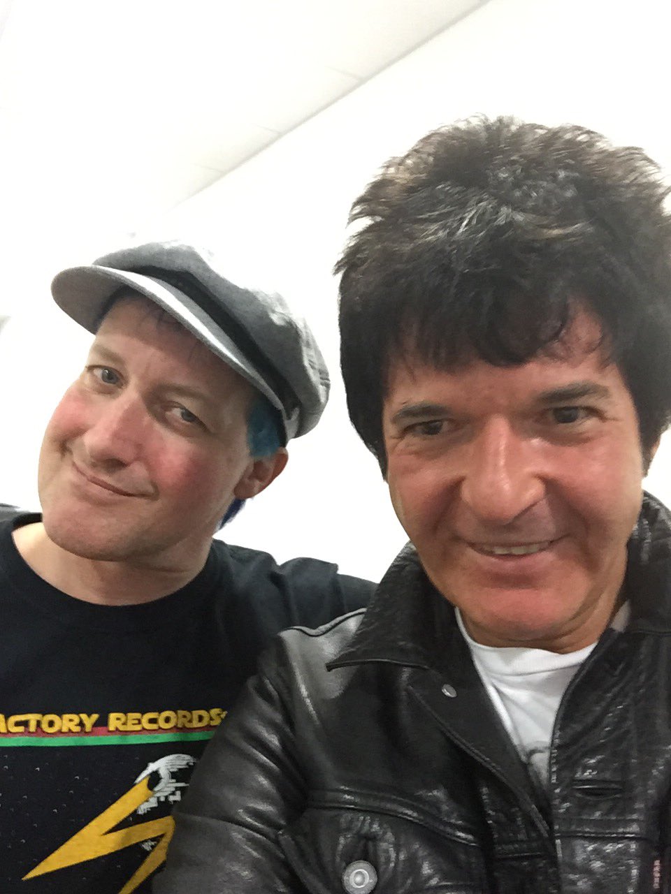 Happy Bday to by baby drumming brother Tre Cool ! 