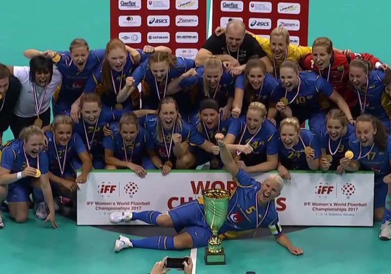 GULD!!! 🏆🇸🇪 
Stort grattis till VM-guldet <a href="/AdinaAugustsson/">Adina Augustsson</a>, <a href="/hultgrenjohanna/">Johanna Hultgren</a> och övriga <a href="/svenskinnebandy/">Svensk Innebandy</a>. 
Vilken underbar dramatik ni bjöd på!