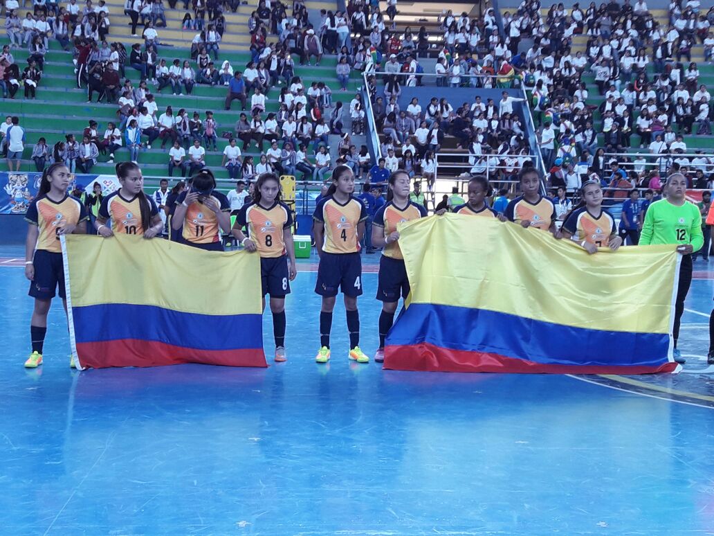 XXIIICocha2017's tweet photo. Final futsal Colombia Brasil. https://t.co/kTCYpB5RYp