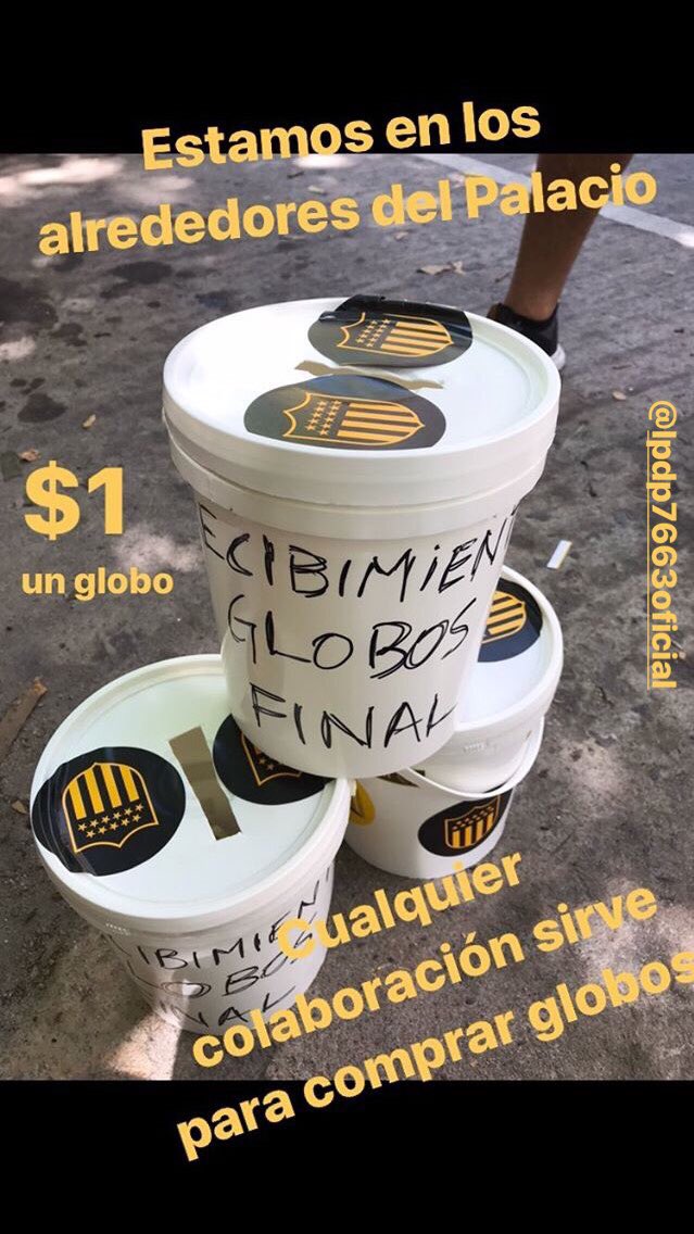 URUGUAYLATECAP's tweet photo. Si no pudiste comprar tus globos, aún estás a tiempo!
Hoy @LPibesDPalacio estarán toda la tarde en el Palacio recolectando dinero para los globos!!
Todavía podes colaborar!
#LaFiestaEnDosColores La Hacemos Todos!! 🖤💛🖤
#RTManyas https://t.co/zktPrNWocs