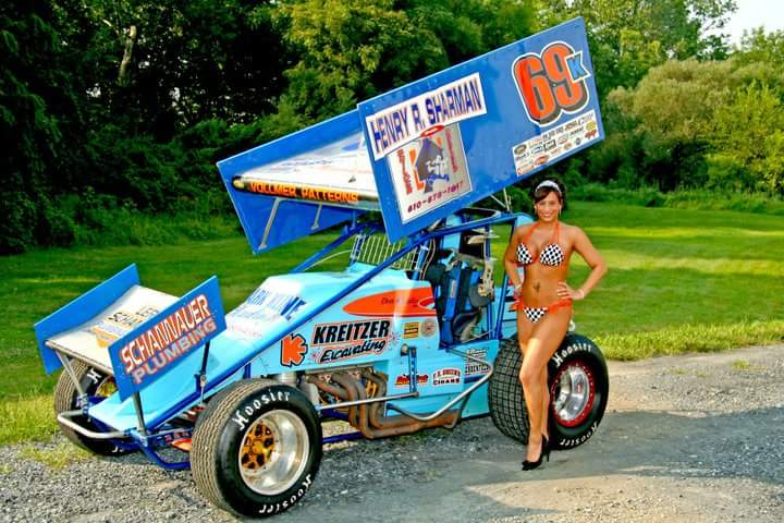 AlyssaSharman's tweet photo. Time to flashback to racing and warmer days. ππ #TrophyQueen #GoodOldDays π https://t.co/eijM16h5LT