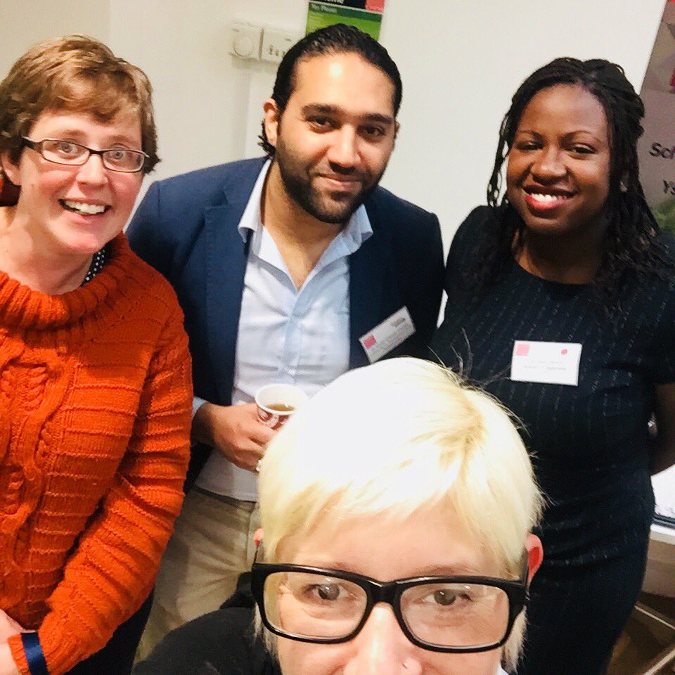 CatInLanguages's tweet image. Great to spend the day with the @cardiffmlang offer holders today! Here is our #DreamTeam at work :)