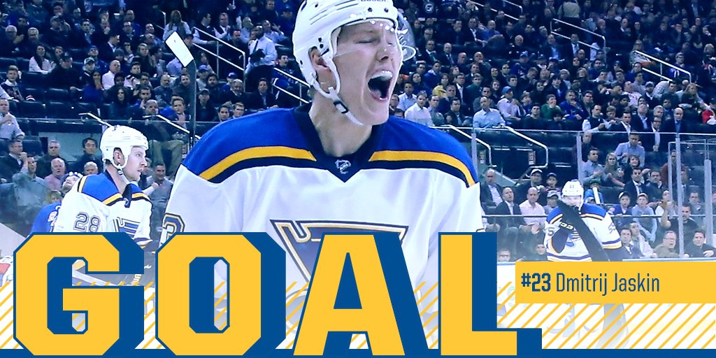 BLUES GOAL!!! Dmitrij Jaskin gets the goal right back and restores the four-goal lead. 5-1. #stlblues https://t.co/He8ue9xCTY