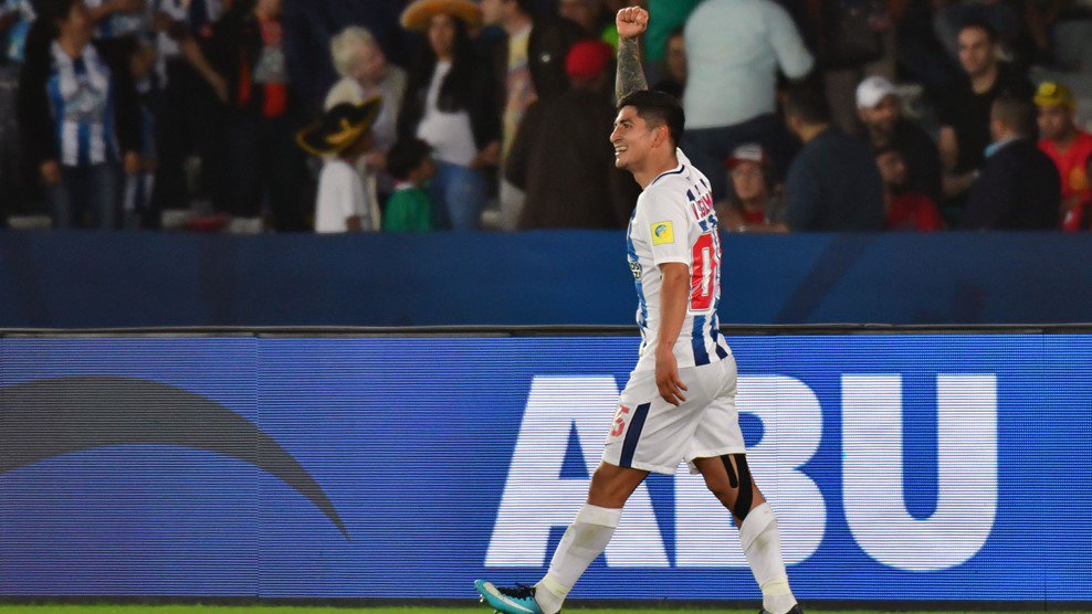 fifacom_es's tweet photo. El Pocho Guzmán volvió a ponerse 
el traje de héroe para clasificar a Pachuca 🇲🇽
a semifinales 💪⚡️

📝📽️https://t.co/Bx0bkacYpL #ClubWC https://t.co/N91uQysm0x