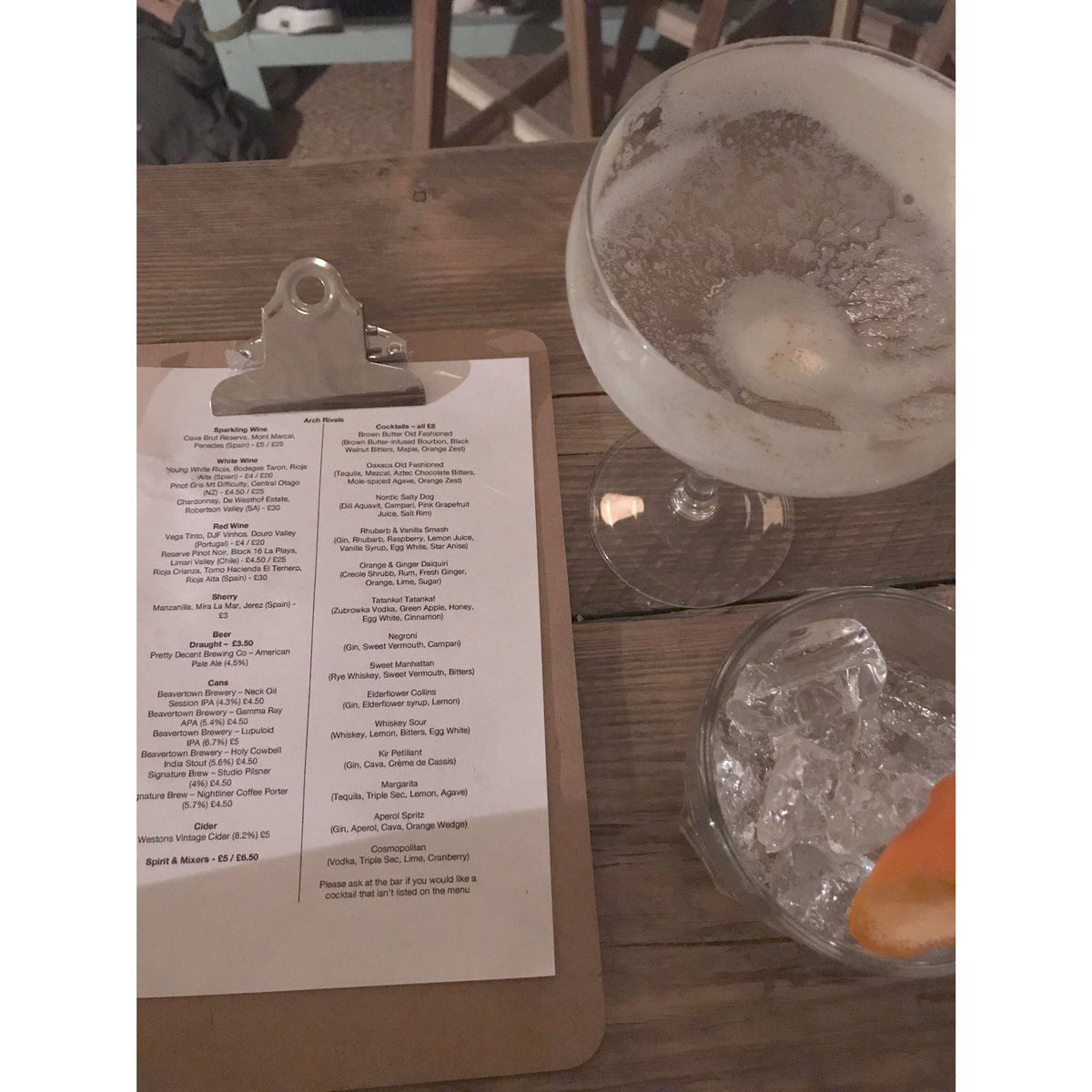 itemsofnoteuk's tweet image. Most excellent cocktail menu new FG  local @ArchRivalsE7. These two did not last long 👌👌👌