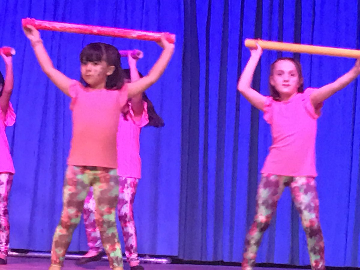 <a href="/chicheferro9/">Chiche Ferro</a> <a href="/pablocobian2/">Pablo</a> @daniloamilcar la excelencia en el baile . Impresionante Luana .