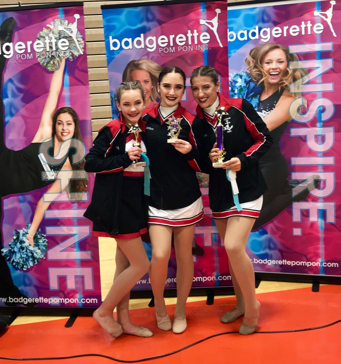 ABvarsitydance's tweet photo. Congratulations to MaryAnna Nellis for taking 1st place in the JV solo division, Jordan Lorenger for taking 6th place in the Varsity solo division, Cierra Maki for taking 1st in the Varsity solo division!! Way to go ladies!! ❤️⚓️🙌🏼 #tarpride #ladytars https://t.co/xPy9AwUUnQ