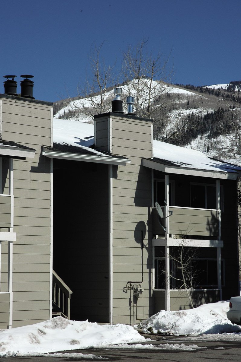 Explore_Stmbt's tweet photo. Sub-$200,000 condo sales scarce in Steamboat at year’s end

https://t.co/fKpllpOlpZ https://t.co/xFHnyC6RAq