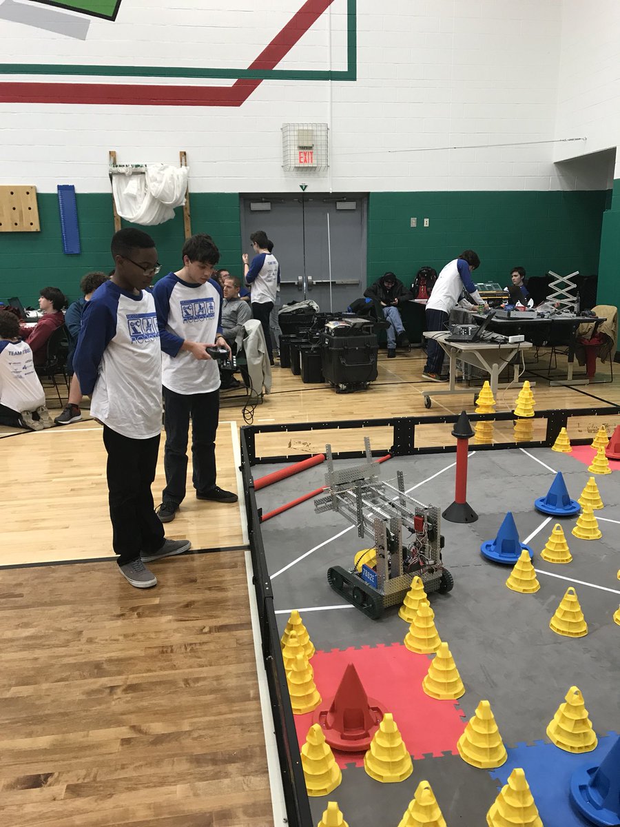 Had a small taste of victory today In Barnesville as 3 of 4 teams made it into the elimination rounds and 2 went to the semi semifinals. It’s been a rough year so far but looking to finish the season strong. #mcctc #VEXRobotics.