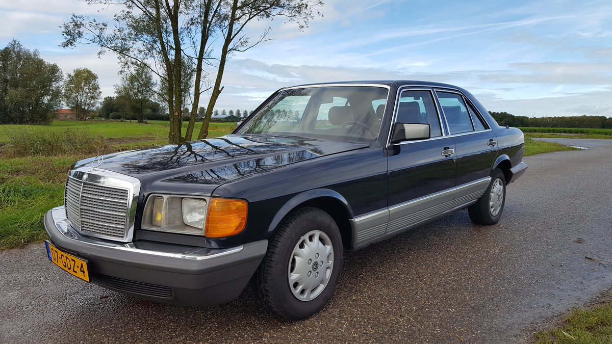 Nice and original 1983 #Mercedes-Benz 280SE #w126 up for auction. Low reserve. Mercedes-Benz - 280SE - 1983 #Catawiki #280se #classiccar 

auction.catawiki.com/kavels/15208527