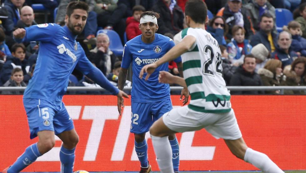 Sp_Getafe's tweet photo. #ÚLTIMAHORA Markel Bergara se ha roto el menisco de su rodilla derecha. Estará al menos dos meses de baja. Palo durísimo. [vía @mundodeportivo] https://t.co/as4BNqzW6d