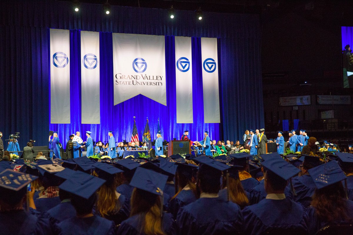 GVSU's tweet photo. Congratulations to the 1,000+ Lakers who walked across the stage today at commencement and became Lakers for a lifetime! #gvgrad https://t.co/ZzcWeDVLbK https://t.co/h5im5cpBcI