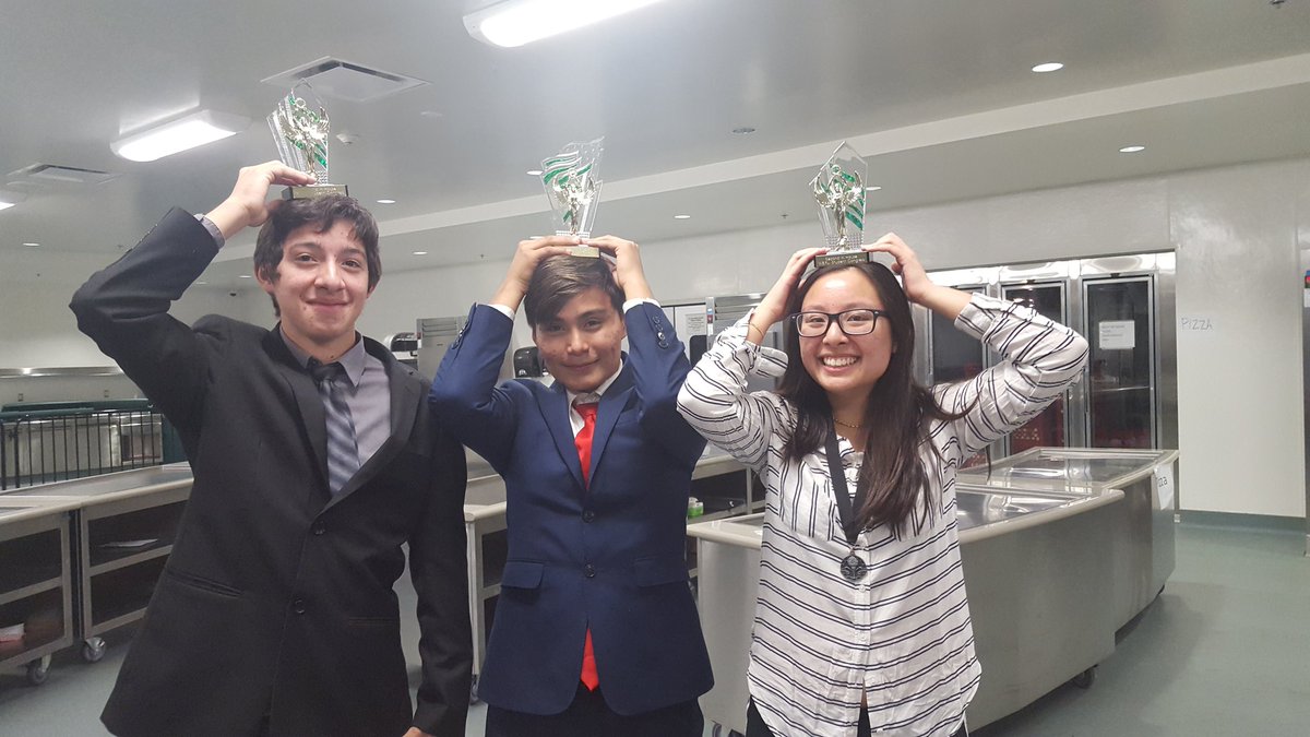 A big congrats to our amazing Congress competitors for winning 3rd in sweepstakes! And an even bigger love to our winners 💛🏆