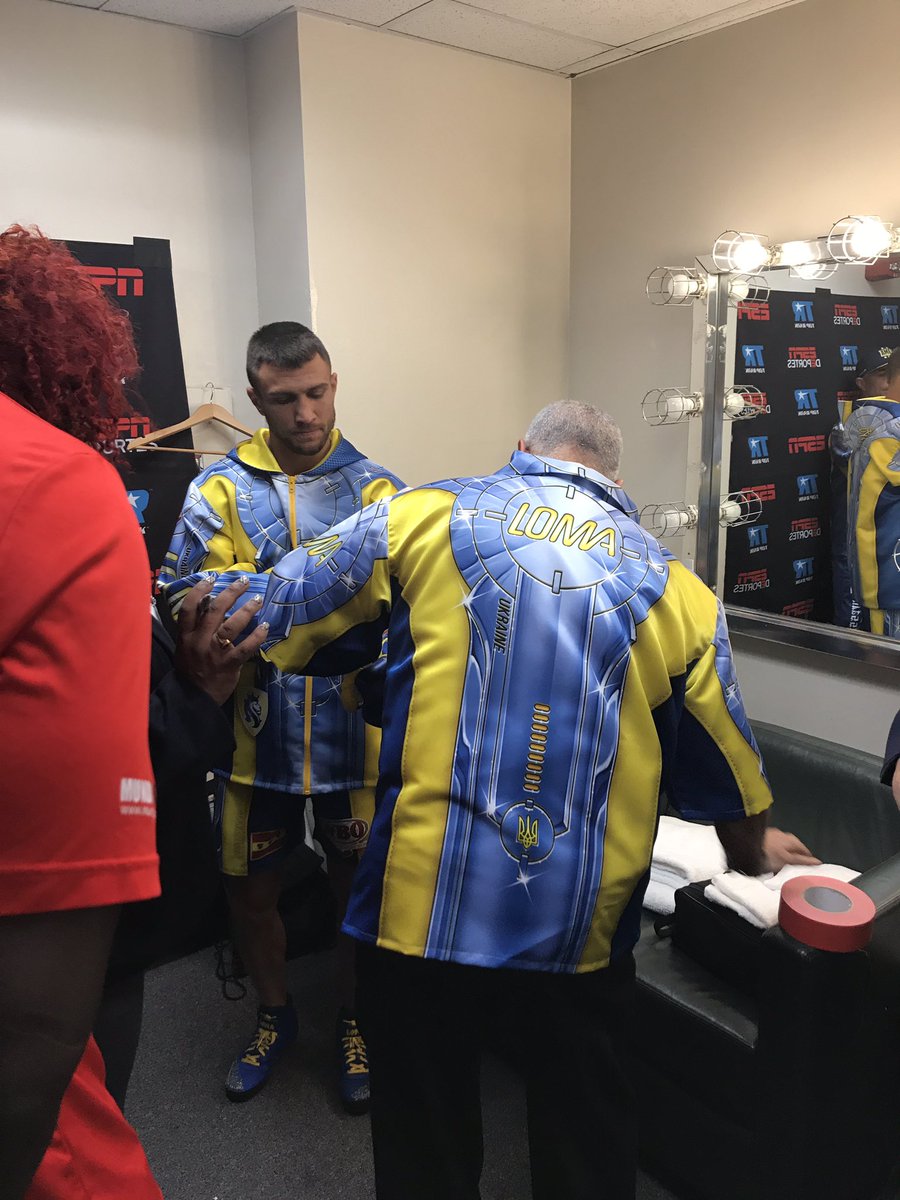 Loma On Twitter Getting Taped Up