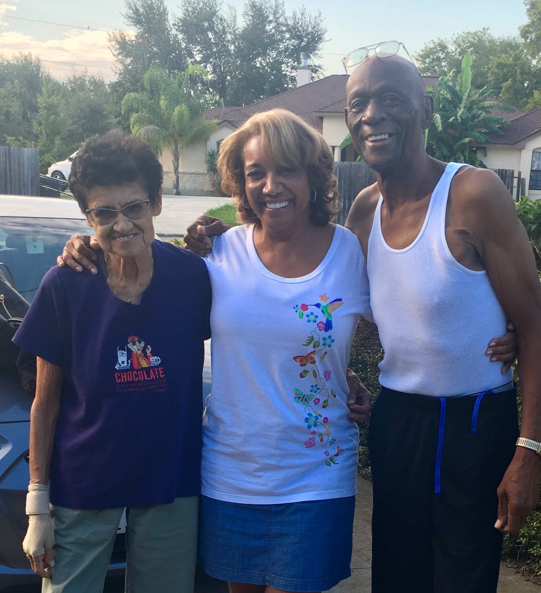 AmandaCBS46's tweet photo. My dad, Theodore Roosevelt Davis, was relieved of his suffering today and is now at peace. This was taken on his birthday, September 30th.  That’s my mom. I️ took her to see him because he had been sick.  Good to see him smile. Love you Pops❤️🙏🏽 https://t.co/ApgxGajVuT