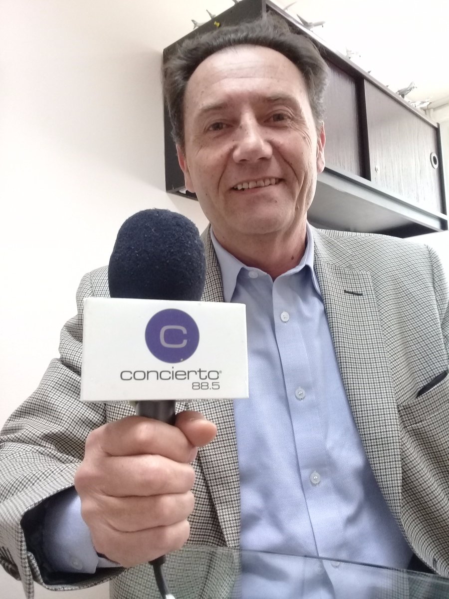 fcotapiarobles's tweet photo. Este domingo mediodía Episodio 3 #Concierto45
La historia de Concierto Discotheque, las llegadas de #FernandoSolis y @NOREROCHRISTIAN, y el golpe que significó para @conciertoradio la llegada de Radio @rockandpop
https://t.co/rra0EKZzN5 https://t.co/UreFzZ7xWh