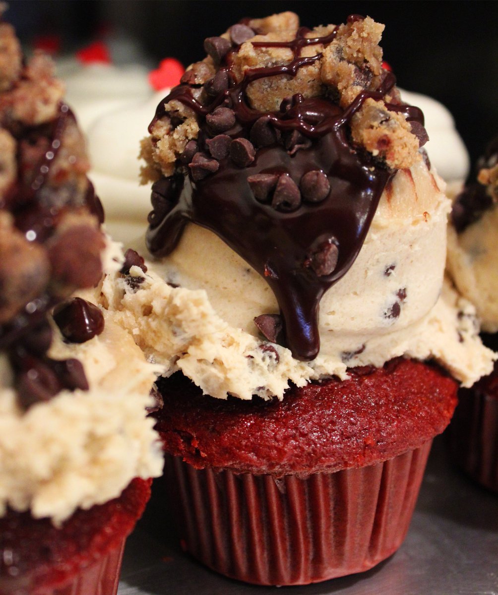 Clemson Confections tweet media