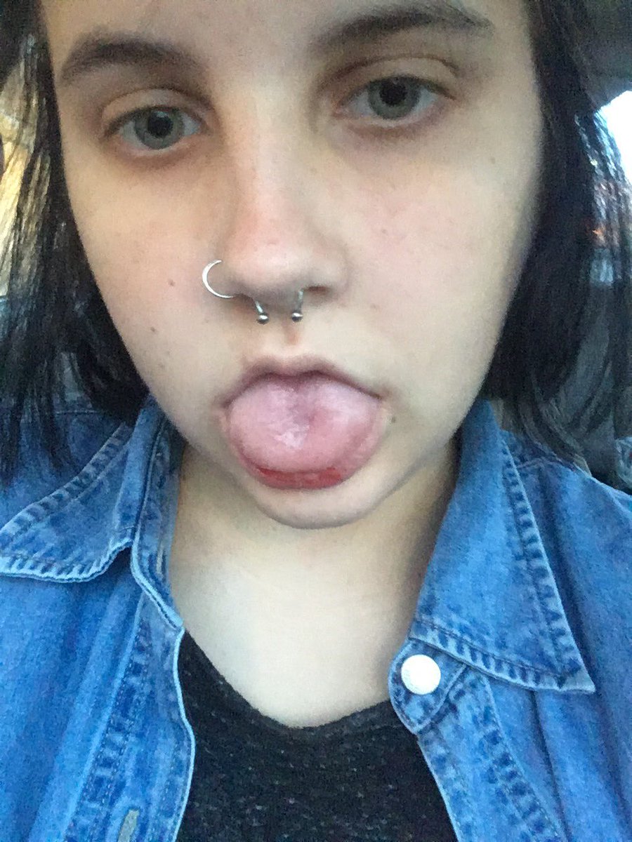 queerbicth's tweet photo. like this n i'll shoot u a dm!! 
@interntgf @interntgirlf @bbyghub @internetgurlf @WORLDWIDEGF @InwwdGirlfriend @Teenmatchme @interntgirlf https://t.co/QJYcHHTmPa