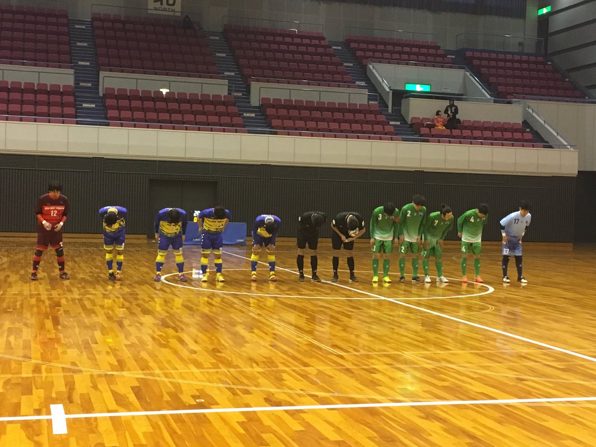 FUTdeSHIZUOKA's tweet photo. 第23回全日本フットサル選手権 静岡県大会 1回戦
2017.12.10(日)@浜松アリーナ

エマーソンエフシー
vs
ファンスナール

キックオフ

結果はコメント欄にて
https://t.co/EdwTwbBrBL https://t.co/58d76xZlmN