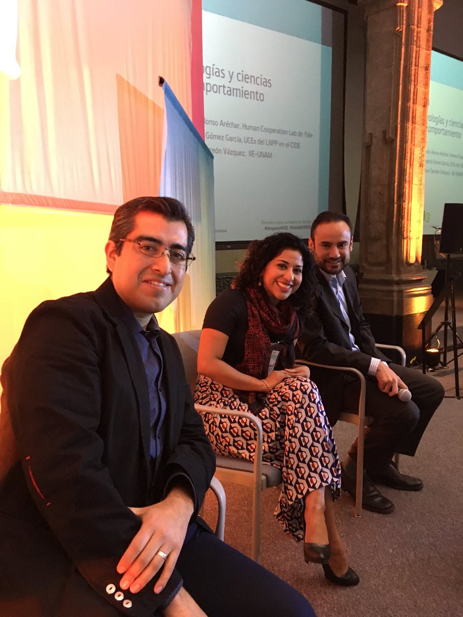 gcarreon_unam's tweet photo. Excelente #SimposioMIDE, hablando de Tecnologías y Ciencias del Comportamiento con @margarita1512 @AaArechar y @gcarreon_unam, Gracias a  @MuseoMIDE https://t.co/bVlgLxe1uy