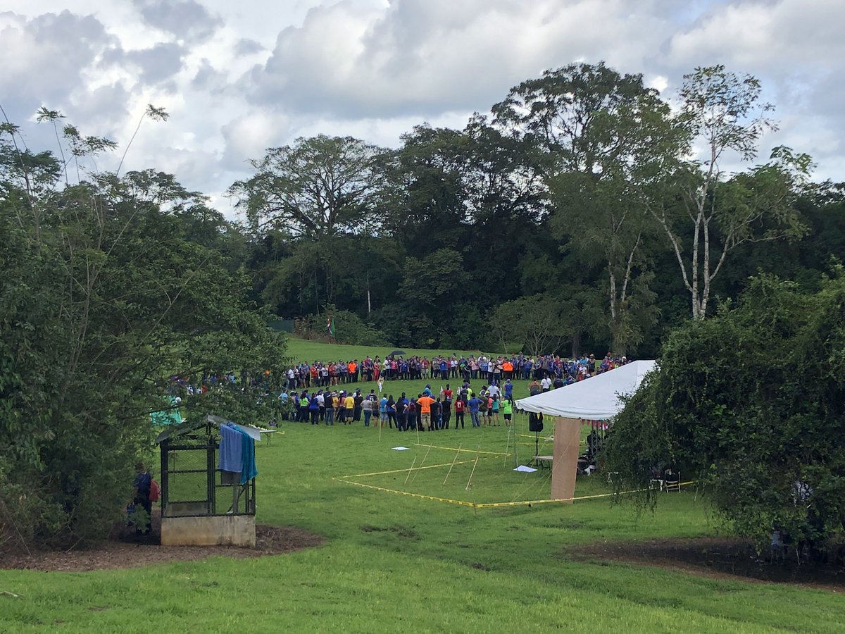 gilsalacr's tweet photo. Terminamos el #Indaba2017 con cientos de dirigentes de @GuiasyScoutsCR
Un gran día, lleno de experiencia, camaradería y muchas sonrisas.
Gracias a todos por el trabajo que realizan #SiempreListos #ScoutsCR https://t.co/ssICiKKkBu