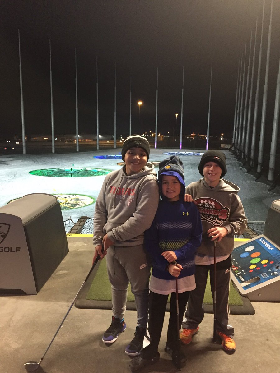 MsCarrieLong's tweet photo. @Topgolf fun after a day of 🏀 #TopGolfFishers 🏌🏼‍♂️ https://t.co/UOzS2HmHrq
