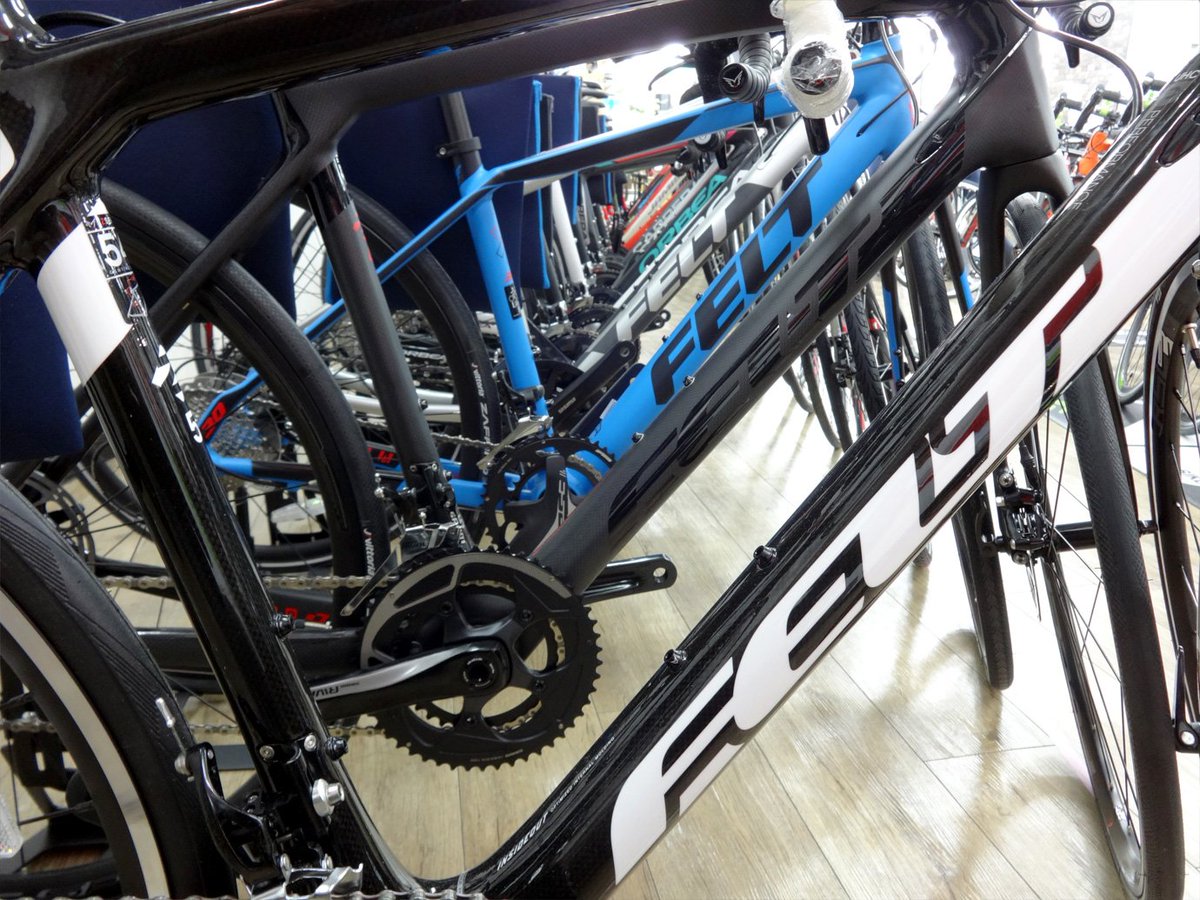 サイクルショップカンザキ千里店 人気ブランド Feltコーナーです 人気モデルから最新モデル もちろん目玉特価車もございます 吹田インターチェンジから車で10分 エキスポシティなら5分で ご来店おまちしております Felt 18年モデル カンザキ サイクルショップカンザキ千里店 人気ブランド Feltコーナーです 人気モデルから最新モデル もちろん目玉特価車もございます 吹田インターチェンジから車で10分 エキスポシティなら5分で ご来店おまちしております Felt 18年モデル カンザキ