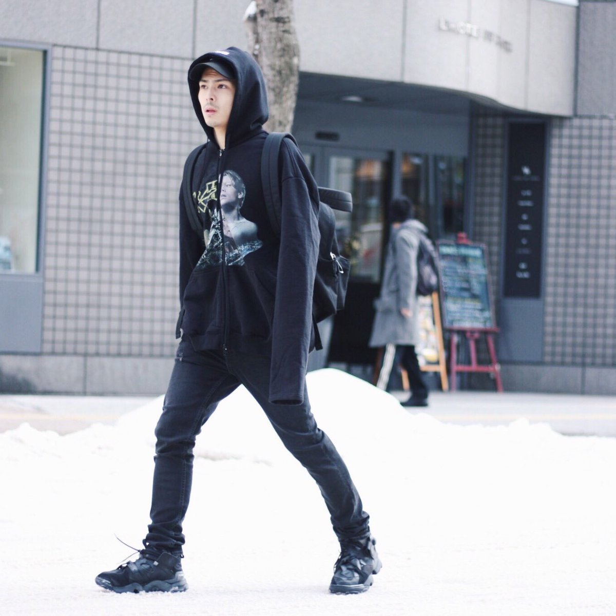 VETEMENTS キスタイタニック zip パーカー dennys.id.dennys.co.id