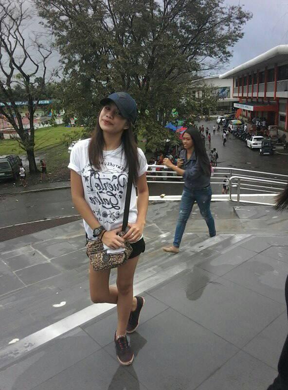 Menggyyyy's tweet photo. Kailan kaya darating yung araw na magiging akin ka at sa'yo ako?. <3 https://t.co/ZzNRqJm1a3