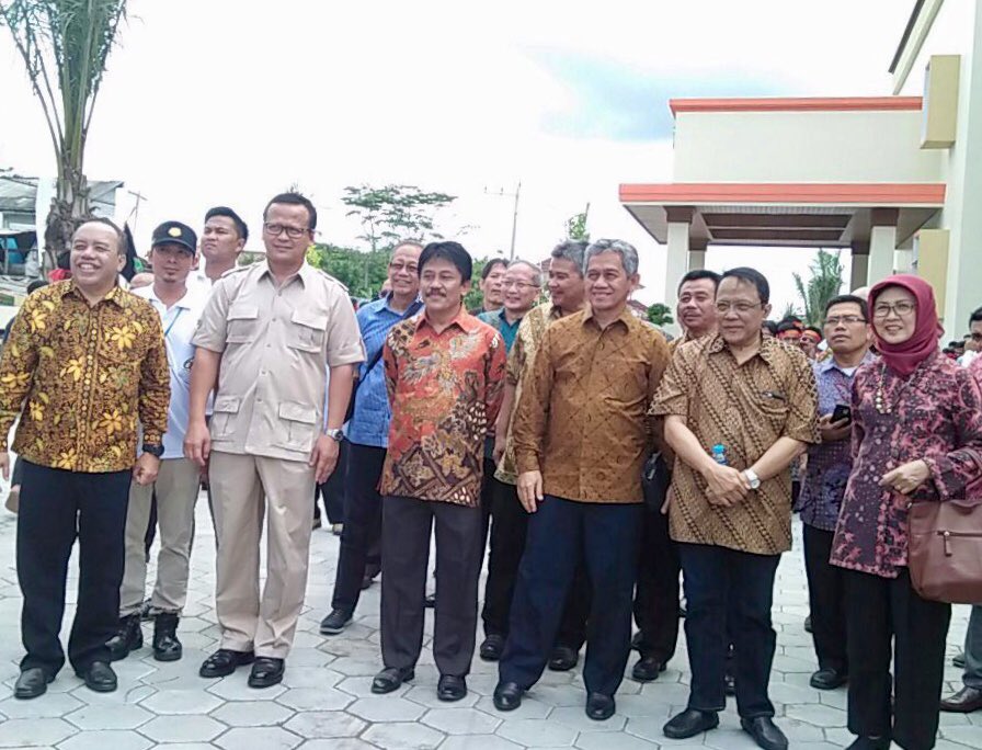 fkp2indonesia's tweet photo. Acara puncak peringatan “Hari Perkebunan Nasional Ke-60” di Graha Instiper Yogyakarta, 10 Desember 2017 @Amran_Sulaiman1 @ditjenbun @HukmasDitjenbun @badansdm #perkebunanjaya #tkpplpindonesia #fkp2i https://t.co/GV7IdJiG9P