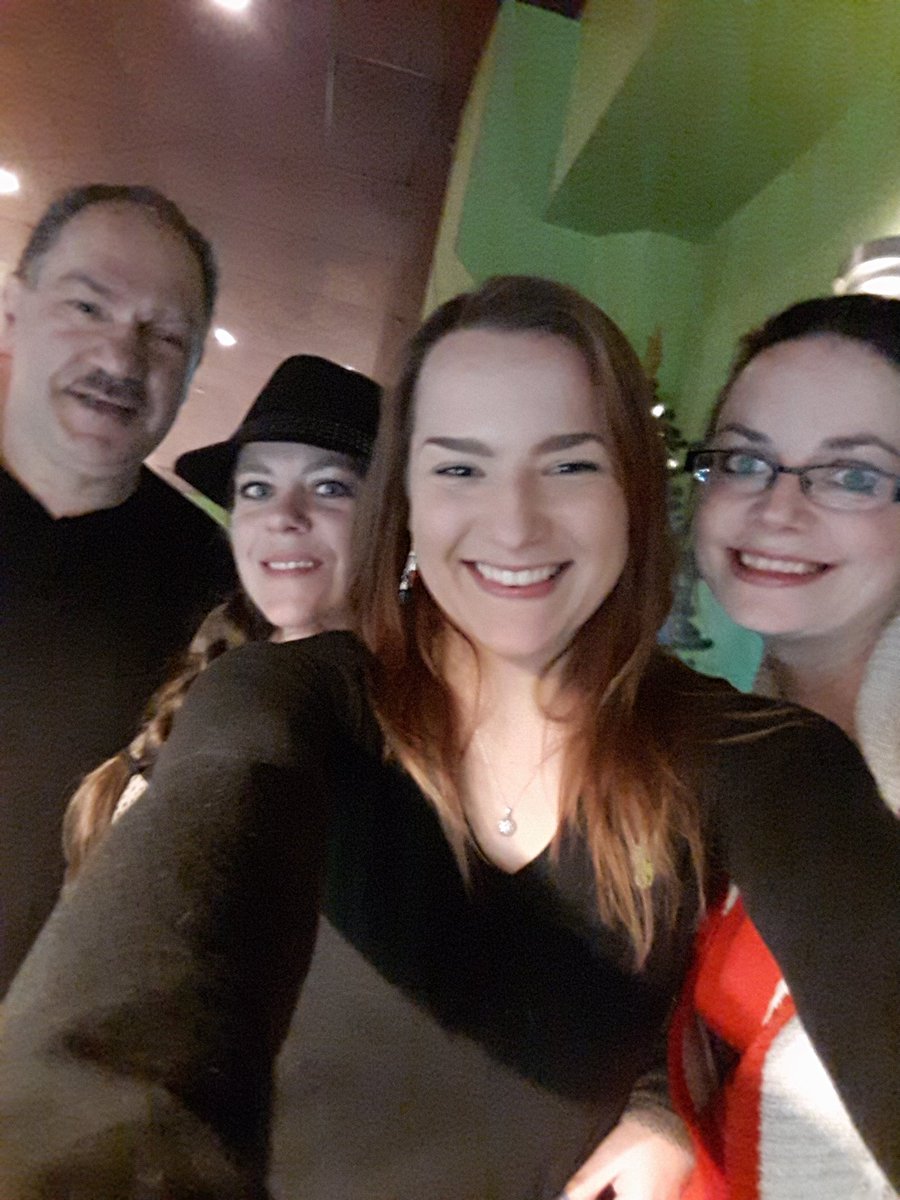 LaheySlim's tweet photo. Downtown Deli staff party last night was a blast. 🍻😄😙 #Doolys #misschef https://t.co/jrk545dYRR