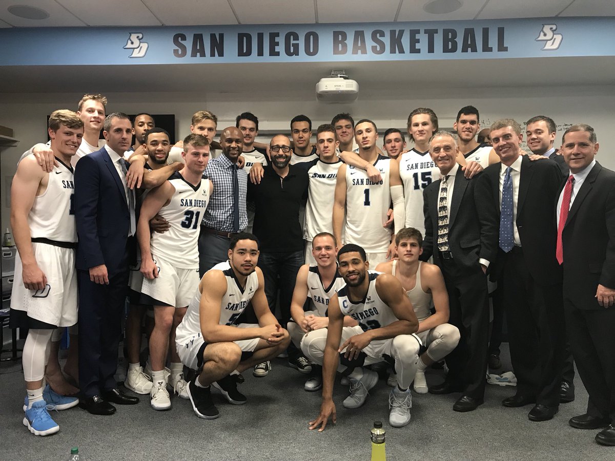 Great Team win tonight with special guest Coach Fizdale back on campus.  Always great when guys can spend time with those who came before them.   #Toreros4Life