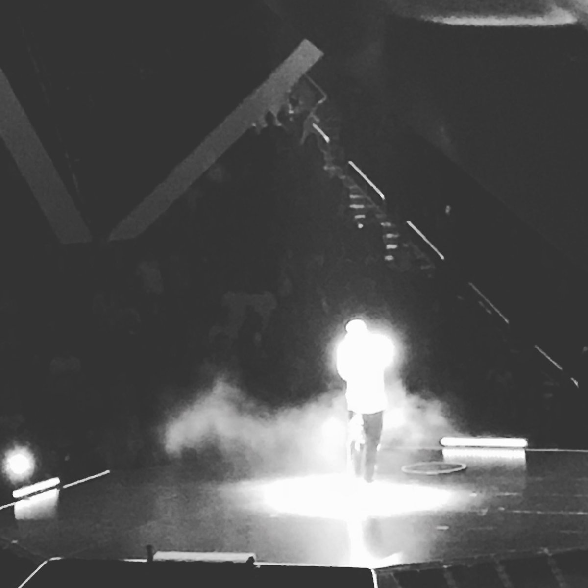 tjfiddler's tweet image. The lost amazing concert. No hashtag, just a legend. @Beyonce