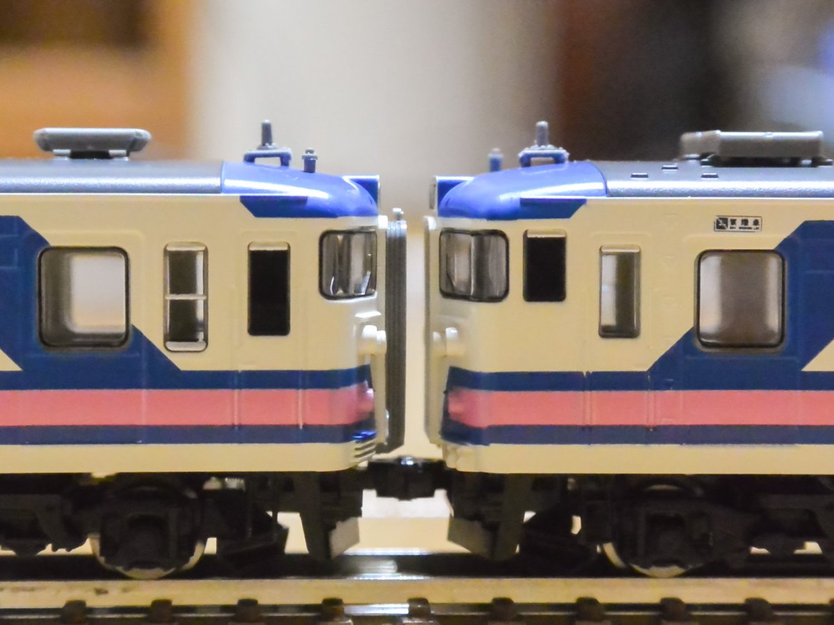 やべぬえ Tomix 165系モントレー シールドビーム 幼い頃 父と一緒にjr吾妻線で見た思い出の電車です T Co Ukiu6esbpw Twitter