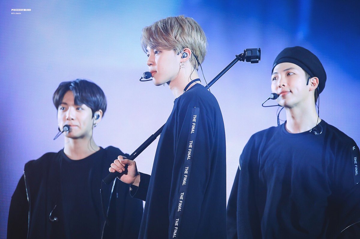 piecesofmind_jm's tweet photo. #JIMIN #지민  @BTS_twt 171210 https://t.co/Soz4rcfXdT