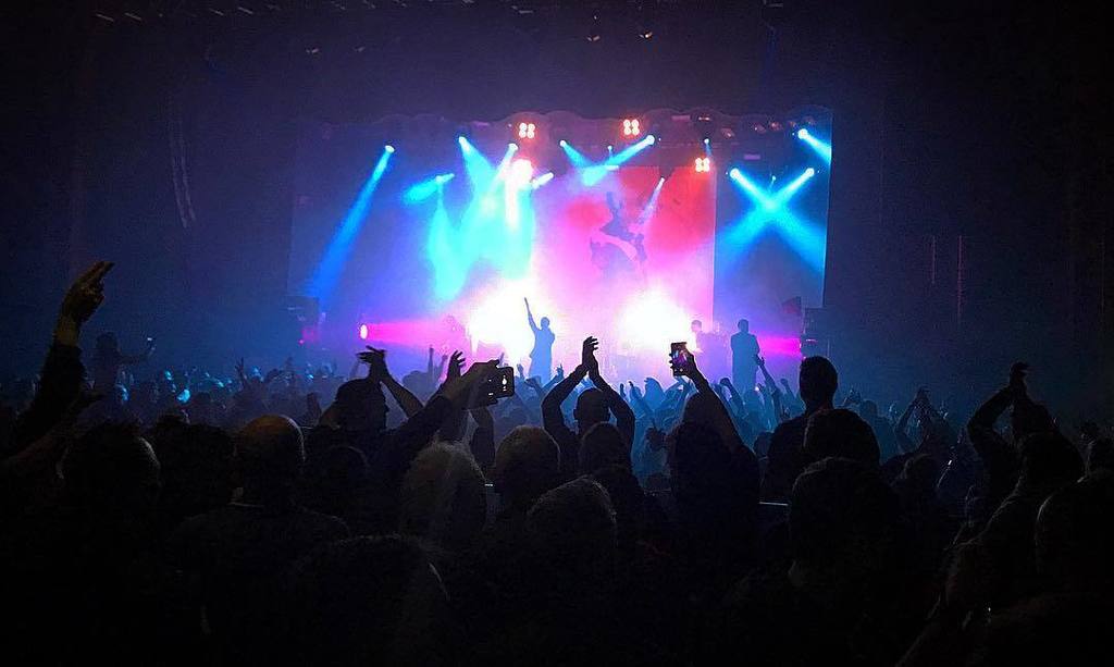 BigPlusLtd's tweet photo. The Twang ‘Love I When I Feel Like This’
-
#thetwang #cloudyroom #loveitwhenifeellikethis #o2 #kentishtown #gig https://t.co/M39jg4HbwI