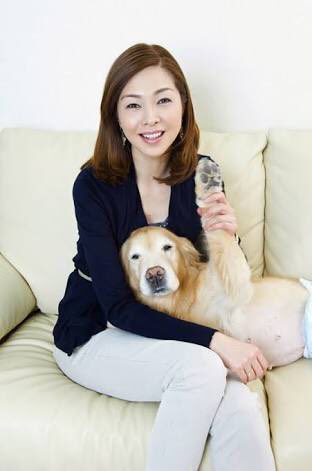 香港でsake And Rain Auf Twitter 川原亜矢子さん フランス語とか英語上手だし 話し方も理性的 スーパーモデルの上にお人柄もいい感じ 結果 自分は家内も公認のファンでした 最近だと日テレ系の ケンミンショー で大阪弁披露するなどお茶目なところも ほっと