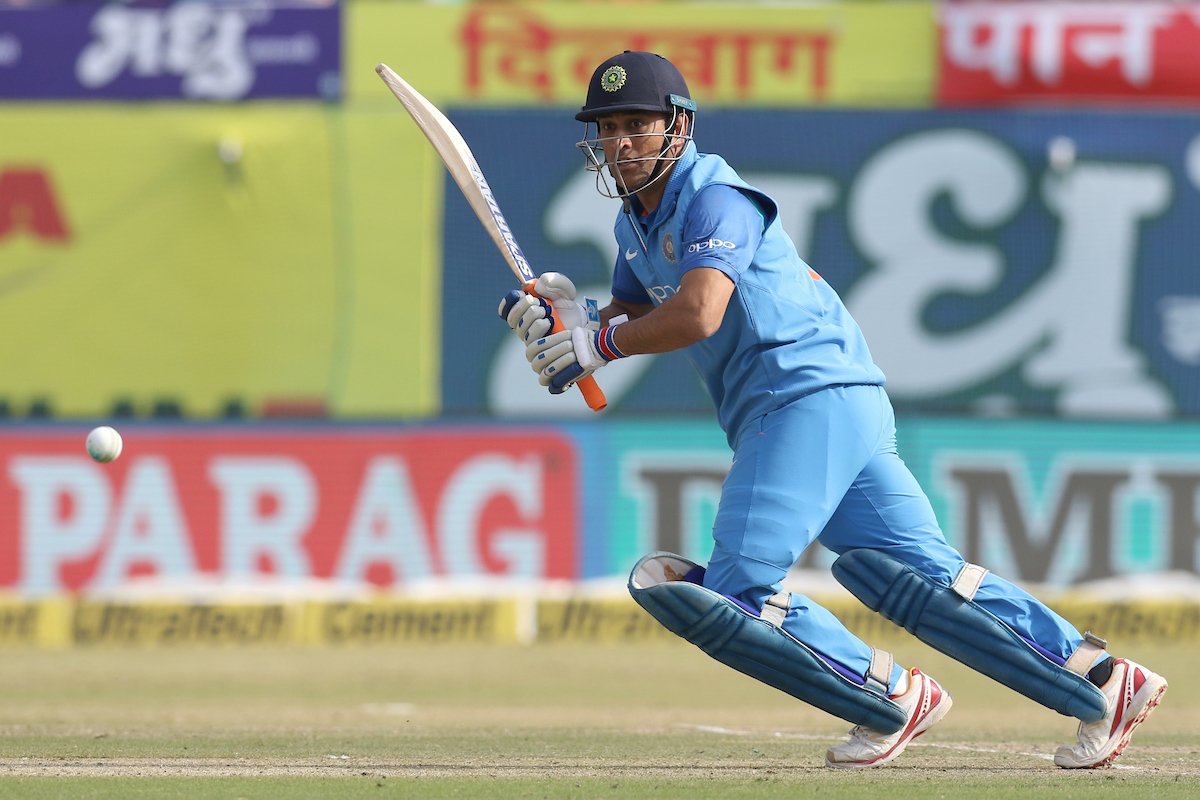 BCCI's tweet photo. One man standing tall &amp; gets to yet another valuable half century. @msdhoni in full flow at the moment #INDvSL https://t.co/0SVWHkB4EU