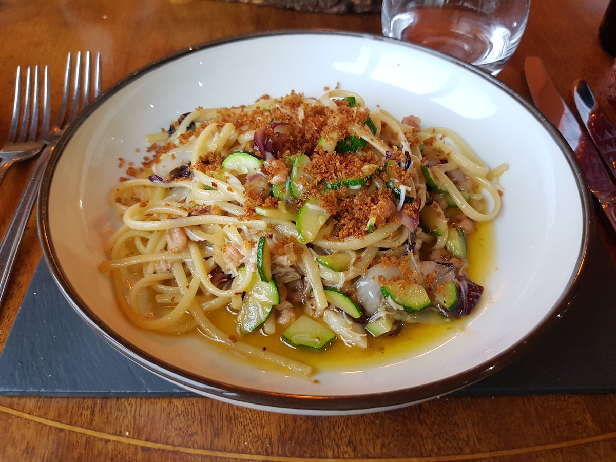 gourmetgorro's tweet photo. .@visitwales asked me to choose  ten dishes in Wales that you need to try. Here are my picks - https://t.co/Wv0UXc9VUU https://t.co/UDcS7CSTw1