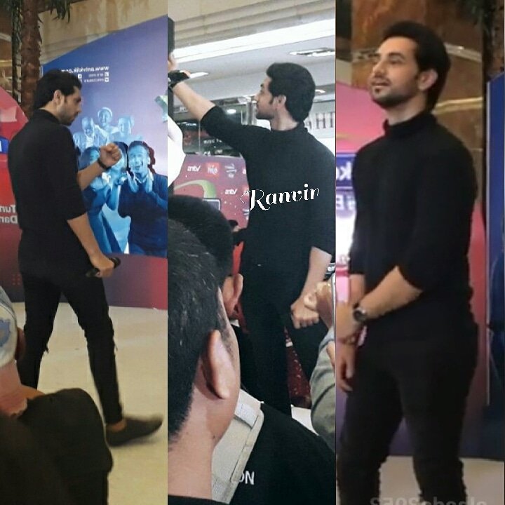 Shaktian_Ranvir's tweet photo. Your look so hot 🔥 in black today @shaktiarora ur expression ur style ur smile everything is perfect 😍👌👌 @shaktiarora
#meetandgreet #metropolistownsquare 💖 https://t.co/6blvwytzUc