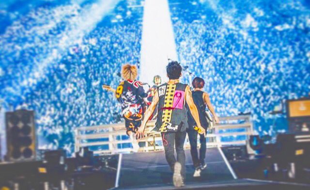 Hitomi117842301's tweet photo. ワンオク専用垢新設します👏
OORerさんと絡みたい！繋がりたいです！！
Ambitious JAPAN TOUR幕張2日目参戦済み！✌️
気軽にフォローしてください！！
 #ONEOKROCK 
 #OORerさんと繋がりたい
 #ワンオク好きな人RT 
#RTしてくれた人全員フォロー
#いいねしてくれた人全員フォロー https://t.co/qPc6lSuqLs