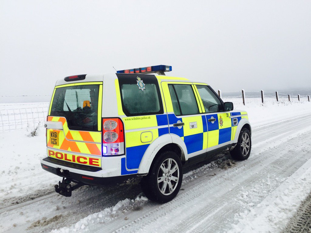 WiltsSpecOps's tweet photo. Very poor driving conditions around north Wiltshire today, please take care and only drive if absolutely necessary. https://t.co/EOSlaR2AoW