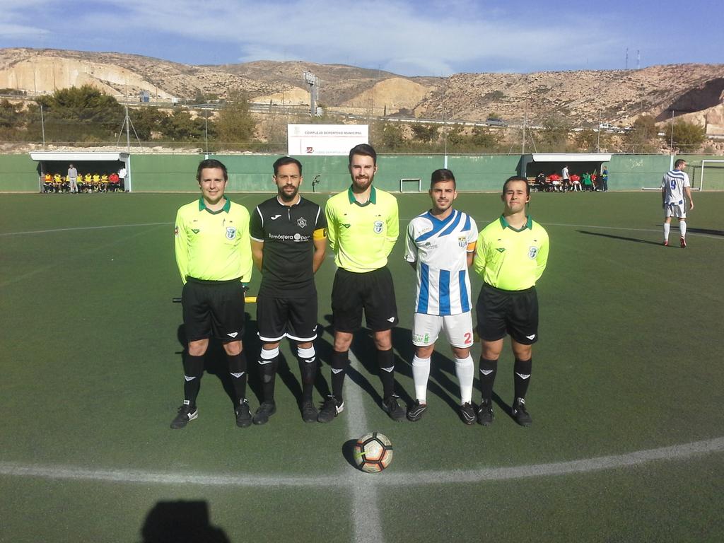 Capitanes y colegiados @estudiantesalme <a href="/Alh_TCF/">Alhaurín Torre CF</a>