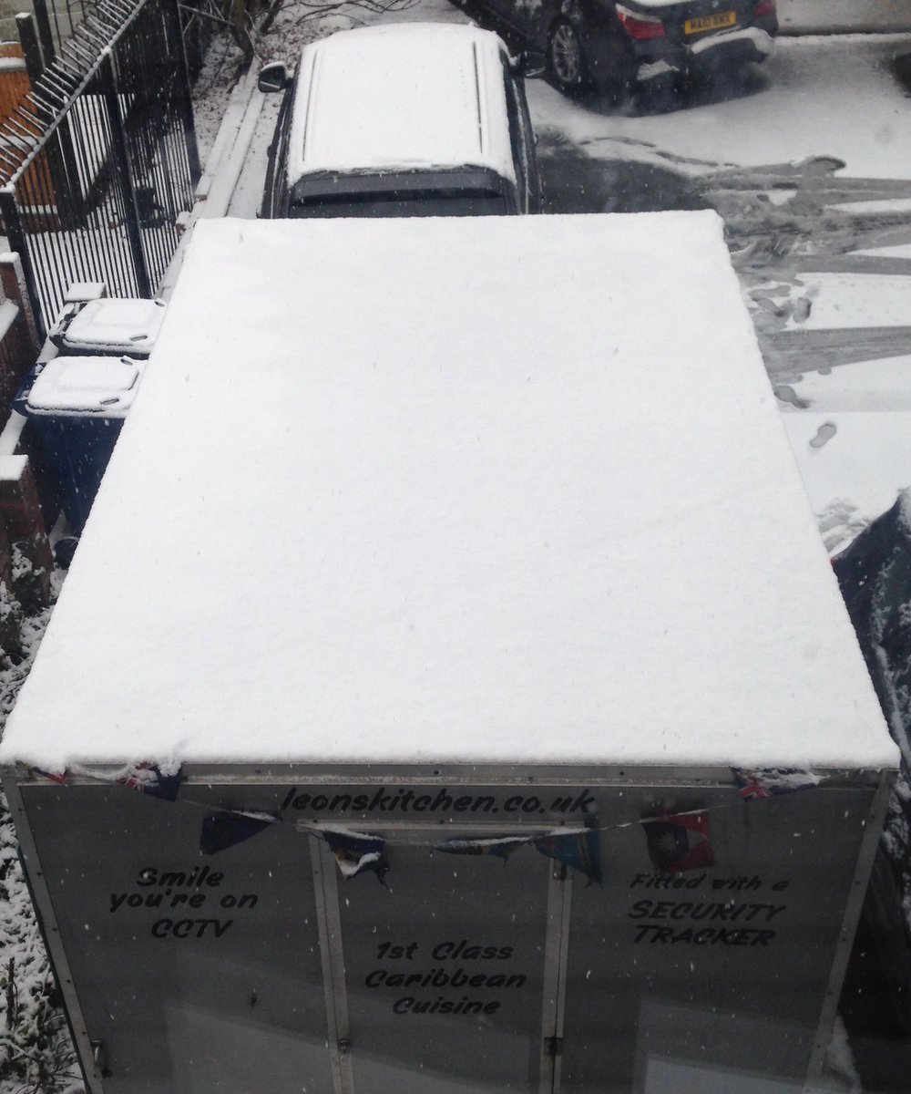 LeonsKitchenuk's tweet image. When you regret not leaving the house yesterday and you have to get stock today 🌨🌨🌨